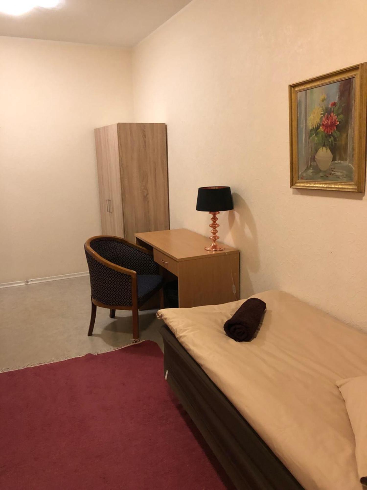 Reval Hostel Экстерьер фото